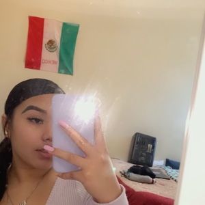 Meet your Posher, Diana